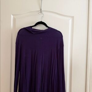 Purple Long Sleeve Top. Hi lo look. Great with leggings and jeans